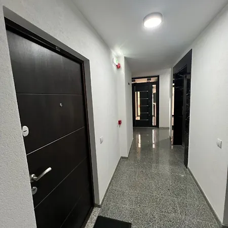 Apartment Loyal 1