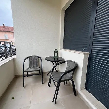 Loyal 1 Apartment