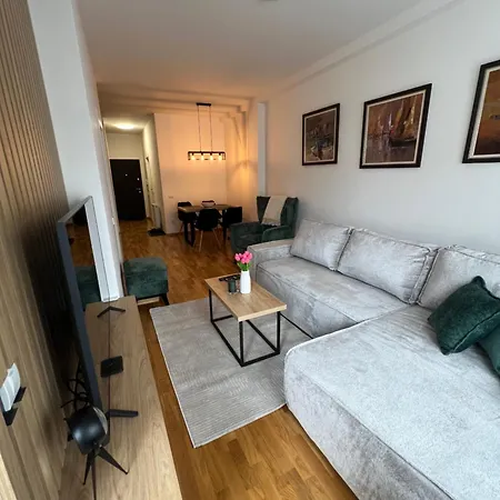 Apartment Loyal 1 Arandjelovac