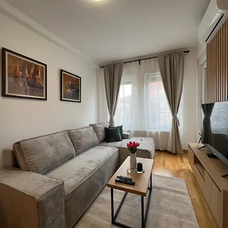 Loyal 1 Apartment Arandjelovac